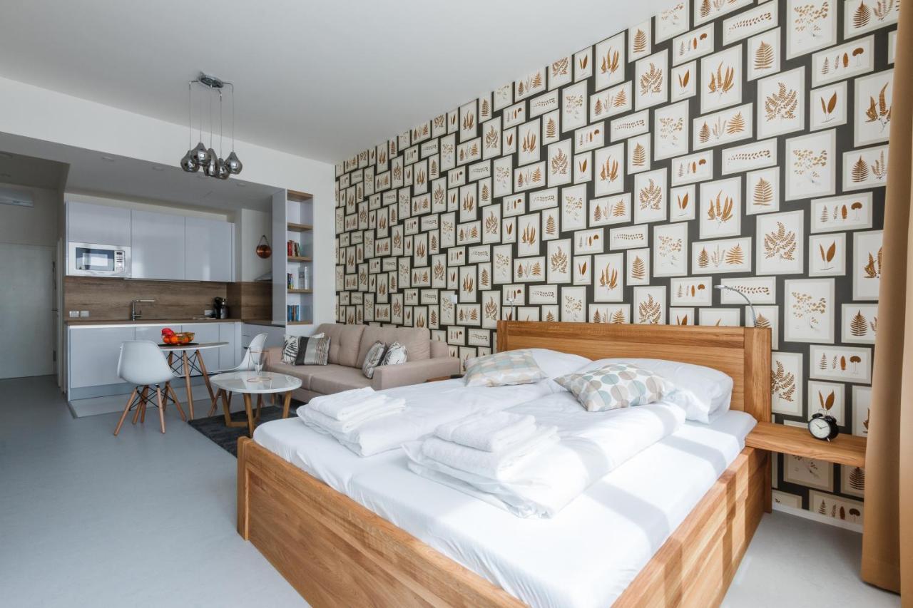 Designer Studio In New Town By Prague Days Apartment Ngoại thất bức ảnh